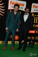 Celebs at IIFA Utsavam 2016